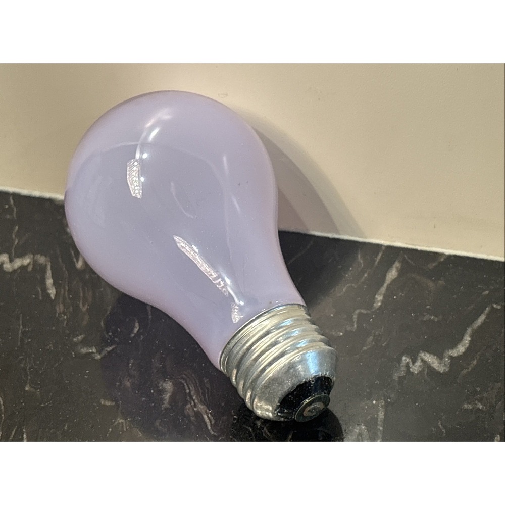 GE Reveal 60 Watt Light Bulbs 3 Packs -12Bulbs New In Box - Picture 6 of 6